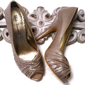 Lulu Townsend champagne heels.